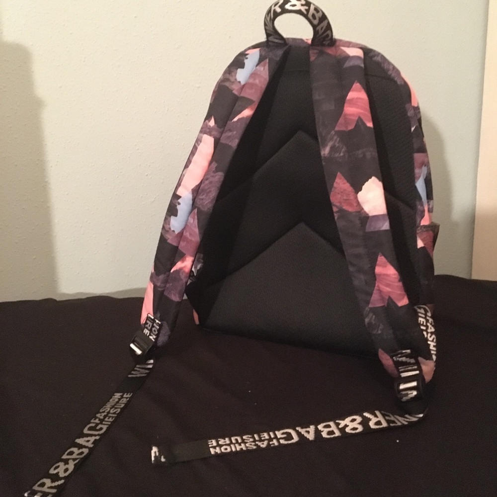 Backpack - Picture 2 of 4